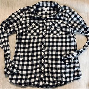 🍁 plaid button down shirt